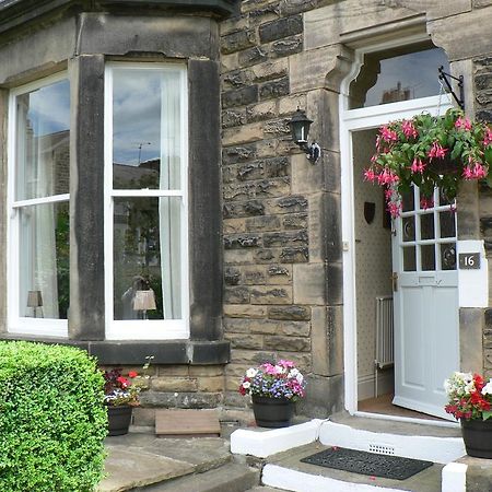 Bed and Breakfast 16 Franklin Bijou Boutique Harrogate Exterior foto