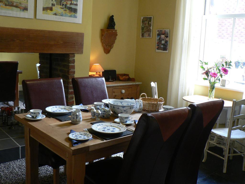 Bed and Breakfast 16 Franklin Bijou Boutique Harrogate Exterior foto